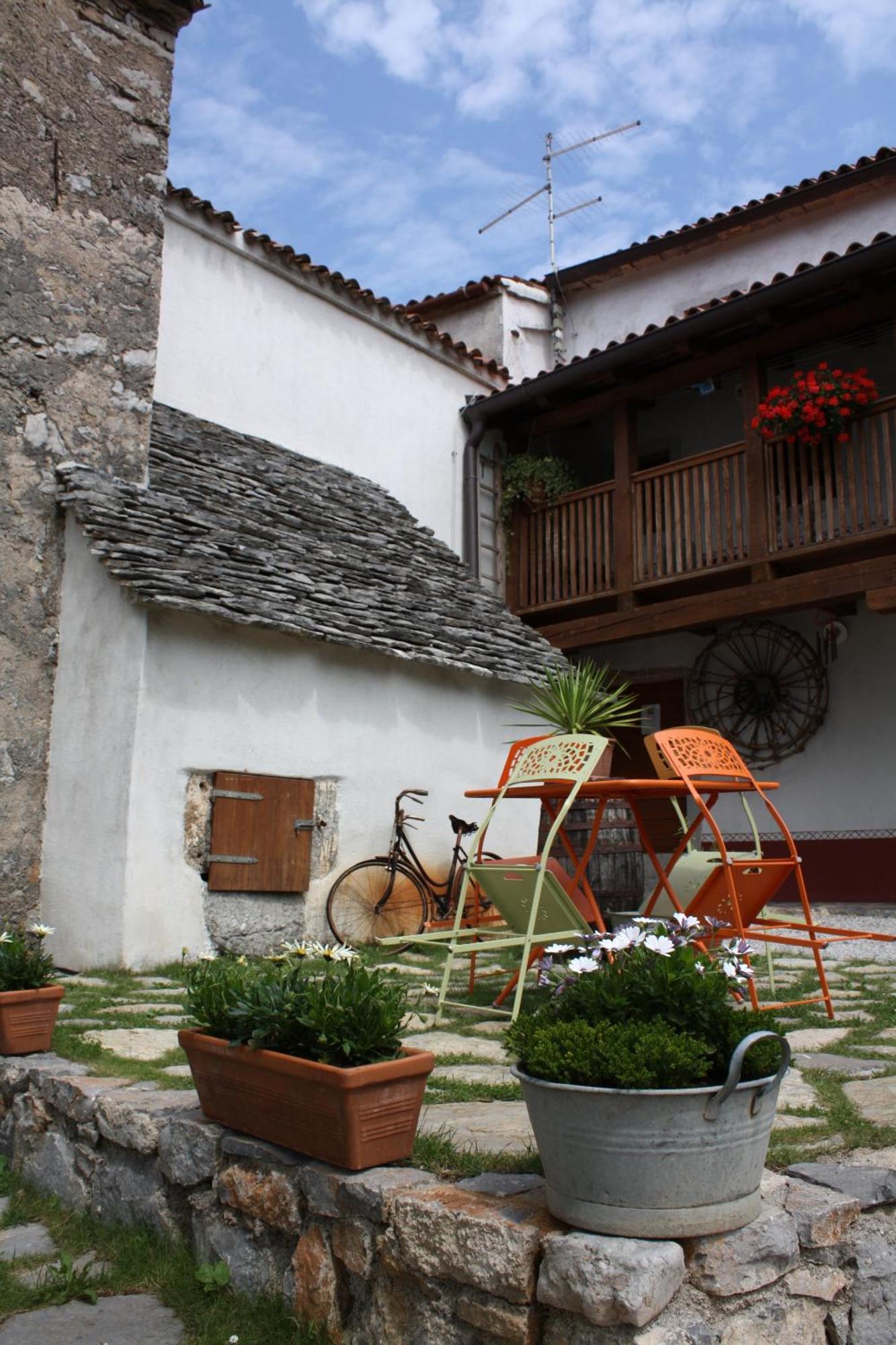 Pliskovica Youth Hostel Exterior foto