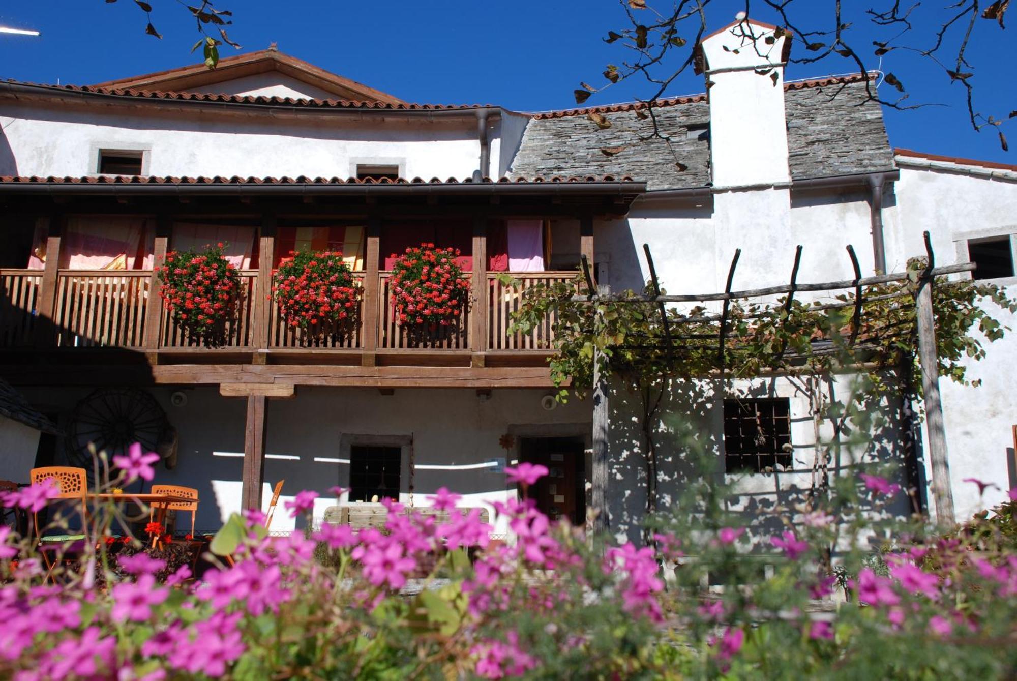 Pliskovica Youth Hostel Exterior foto